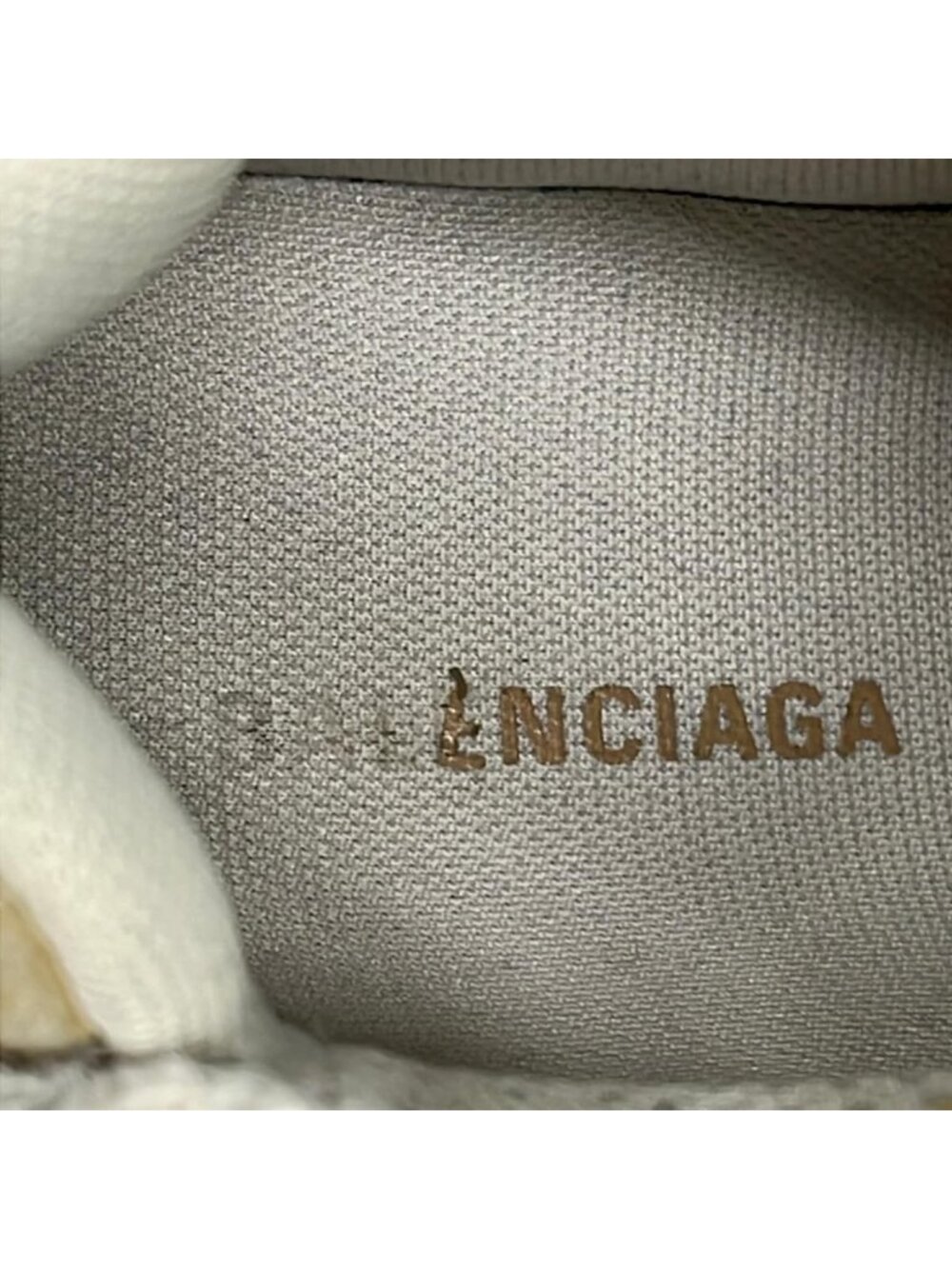 Balenciaga Sneakers Runner White Beige Black Distressed - Picture 9 of 12